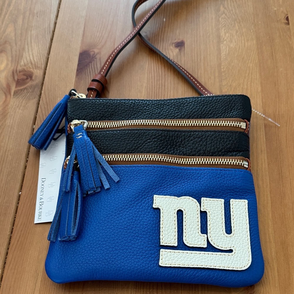 NWT! Dooney & Burke New York Giants Triple Zip Crossbody Purse with Dustbag